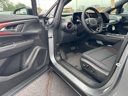 New 2026 Chevrolet Equinox EV RS image 11