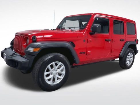 Used 2023 Jeep Wrangler Unlimited Sport w/ Sun And Sound Package AWD/4WD image 17