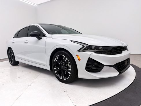 Used 2024 Kia K5 GT-Line image 12