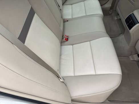 Used 2014 Toyota Camry XLE w/ Leather Package FWD image 20