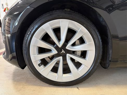 Used 2022 Tesla Model 3 Long Range AWD/4WD image 13