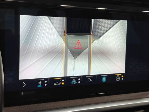 Used 2022 GMC Sierra 1500 Denali w/ Denali Reserve Package image 62