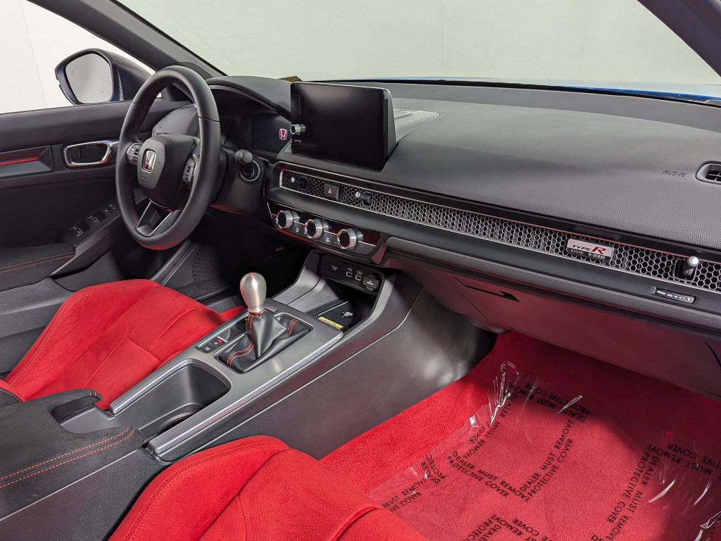 Used 2025 Honda Civic Type R image 26