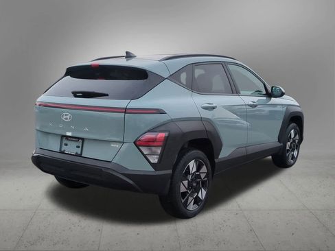 Used 2025 Hyundai Kona SEL image 6