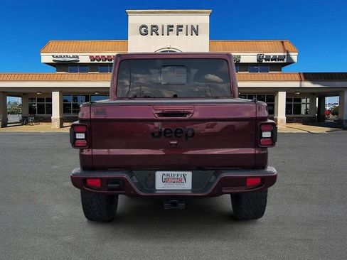Used 2021 Jeep Gladiator Overland AWD/4WD image 8