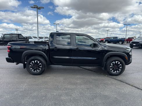 Used 2022 Nissan Frontier PRO-4X AWD/4WD image 4
