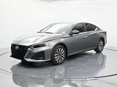 New 2025 Nissan Altima 2.5 SV