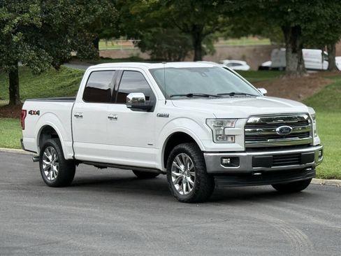 Used 2016 Ford F150 Lariat w/ Equipment Group 502A Luxury AWD/4WD image 3