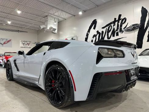 Used 2019 Chevrolet Corvette Z06 RWD image 4