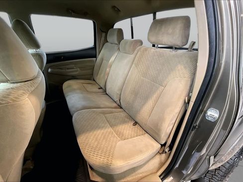 Used 2011 Toyota Tacoma PreRunner w/ SR5 Pkg #2 RWD image 22
