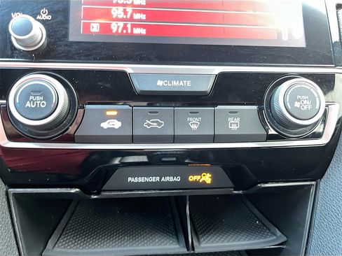 Used 2019 Honda Civic Sport image 16