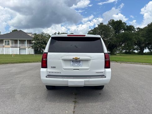 Used 2020 Chevrolet Suburban Premier image 6
