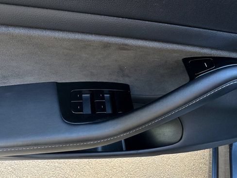Used 2019 Tesla Model 3 RWD image 12