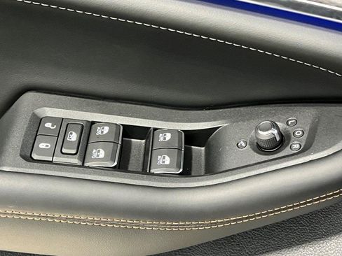 New 2025 Jeep Grand Cherokee Overland w/ Adv Protech Group III image 28