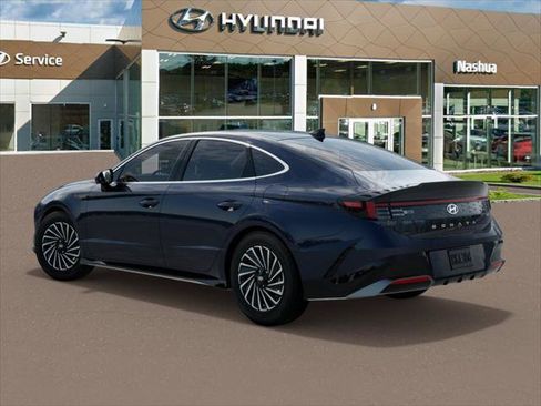 New 2025 Hyundai Sonata Limited FWD image 5