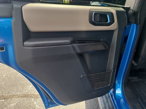 Certified 2024 Ford Bronco Wildtrak AWD/4WD image 8