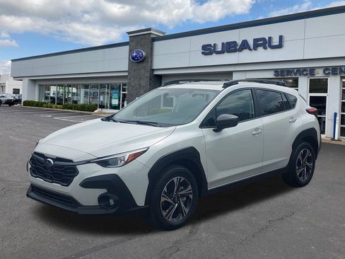 Used 2025 Subaru Crosstrek 2.0i Premium AWD/4WD image 3