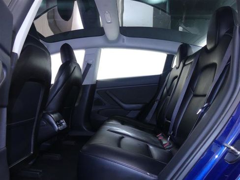 Used 2019 Tesla Model 3 Long Range image 21