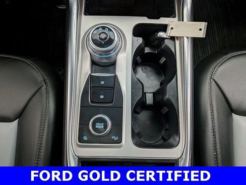 Certified 2022 Ford Explorer XLT w/ Equipment Group 202A image 31