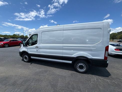 New 2026 Ford Transit 250 148 Medium Roof w/ Load Area Protection Package RWD image 13