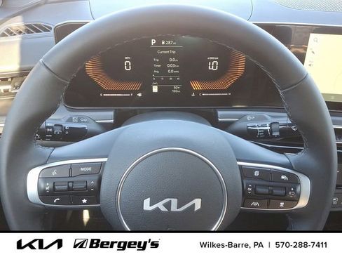 Certified 2025 Kia K5 GT-Line w/ GT-Line Premium Package FWD image 18