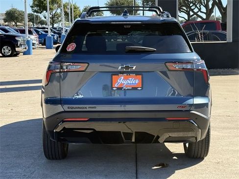 Certified 2025 Chevrolet Equinox RS w/ Safety and Technology Package image 5