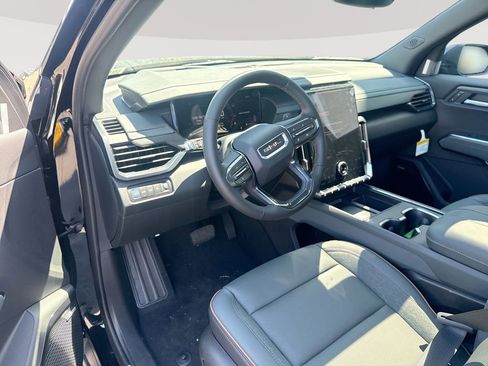 New 2026 GMC Acadia AT4 w/ Luxury Package AWD/4WD image 10