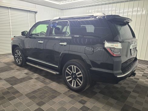 Used 2017 Toyota 4Runner Limited AWD/4WD image 9