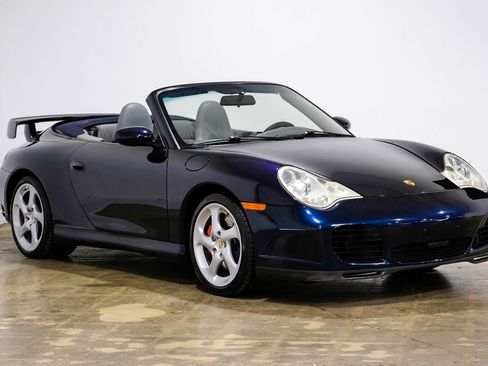 Used 2004 Porsche 911 Carrera 4S image 8