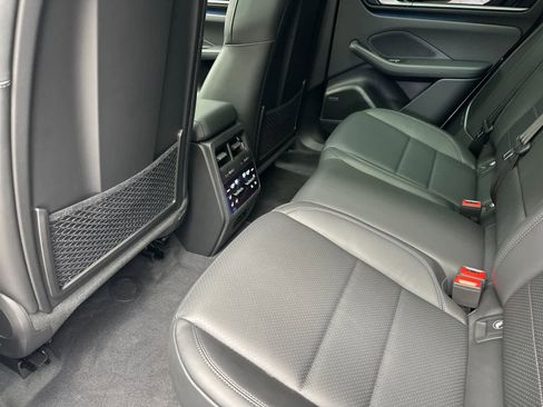 New 2026 Porsche Macan 4 Electric AWD/4WD image 13