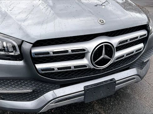 Used 2023 Mercedes-Benz GLS 450 4MATIC image 29