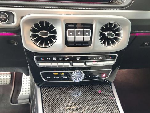 Used 2024 Mercedes-Benz G 63 AMG 4MATIC image 39