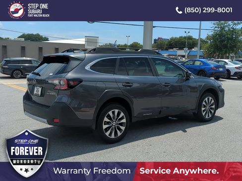 Used 2025 Subaru Outback Limited AWD/4WD image 7