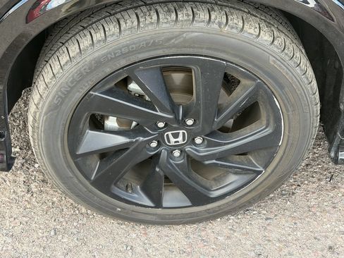 Used 2021 Honda HR-V Sport image 5