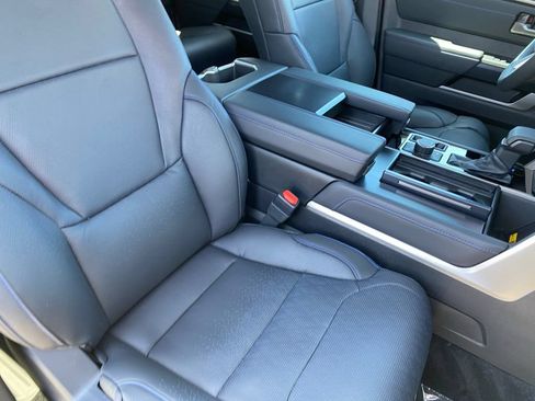 Certified 2026 Toyota Tundra Platinum w/ TRD Off-Road Package AWD/4WD image 16