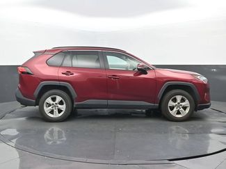 Used 2020 Toyota RAV4 XLE FWD video 2