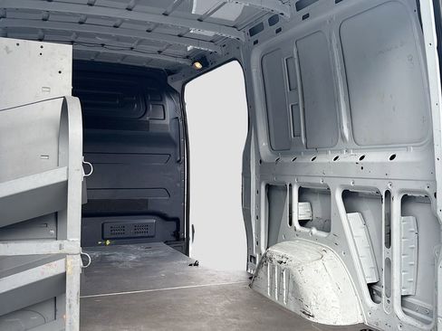 Used 2021 Mercedes-Benz Sprinter 1500 image 16