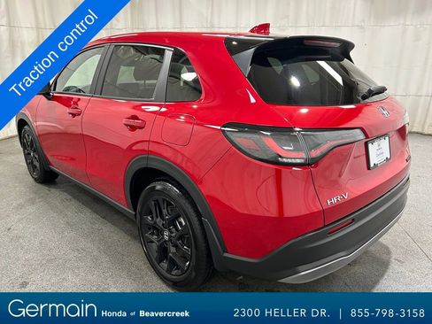 Certified 2025 Honda HR-V Sport image 7