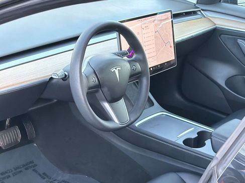 Used 2022 Tesla Model 3 Long Range image 15