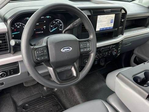 New 2026 Ford F250 XL w/ XL Chrome Package image 11