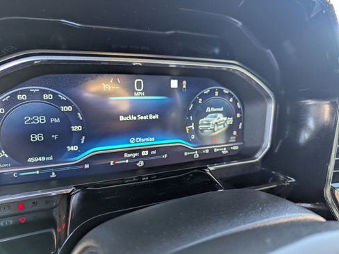 Used 2022 Chevrolet Silverado 1500 LTZ w/ Z71 Off-Road Package image 8