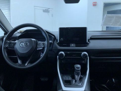 Used 2025 Toyota RAV4 LE image 18