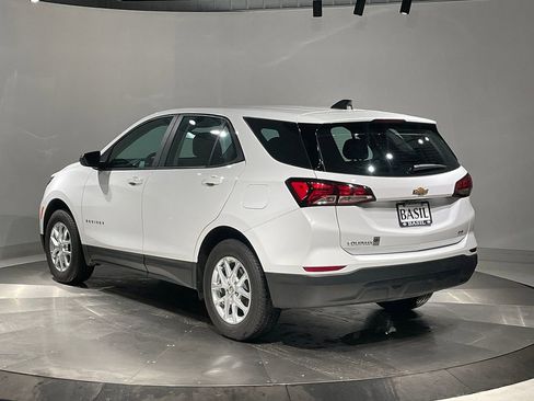 Used 2024 Chevrolet Equinox LS image 13