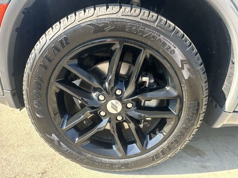 Used 2023 Dodge Durango GT image 71