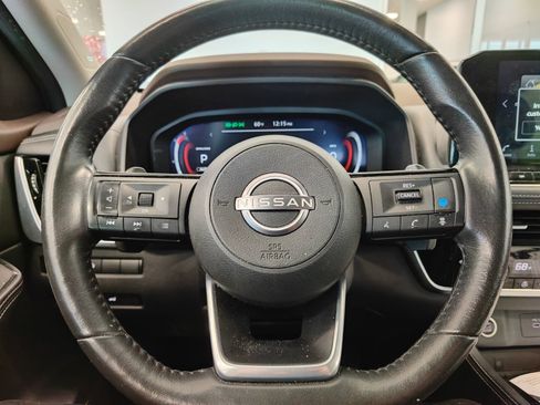 Used 2023 Nissan Rogue Platinum AWD/4WD image 12