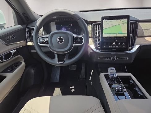 New 2026 Volvo XC90 B5 Core AWD/4WD image 21