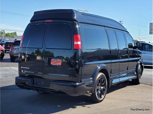 Used 2025 Chevrolet Express 2500 w/ Driver Convenience Package RWD image 14
