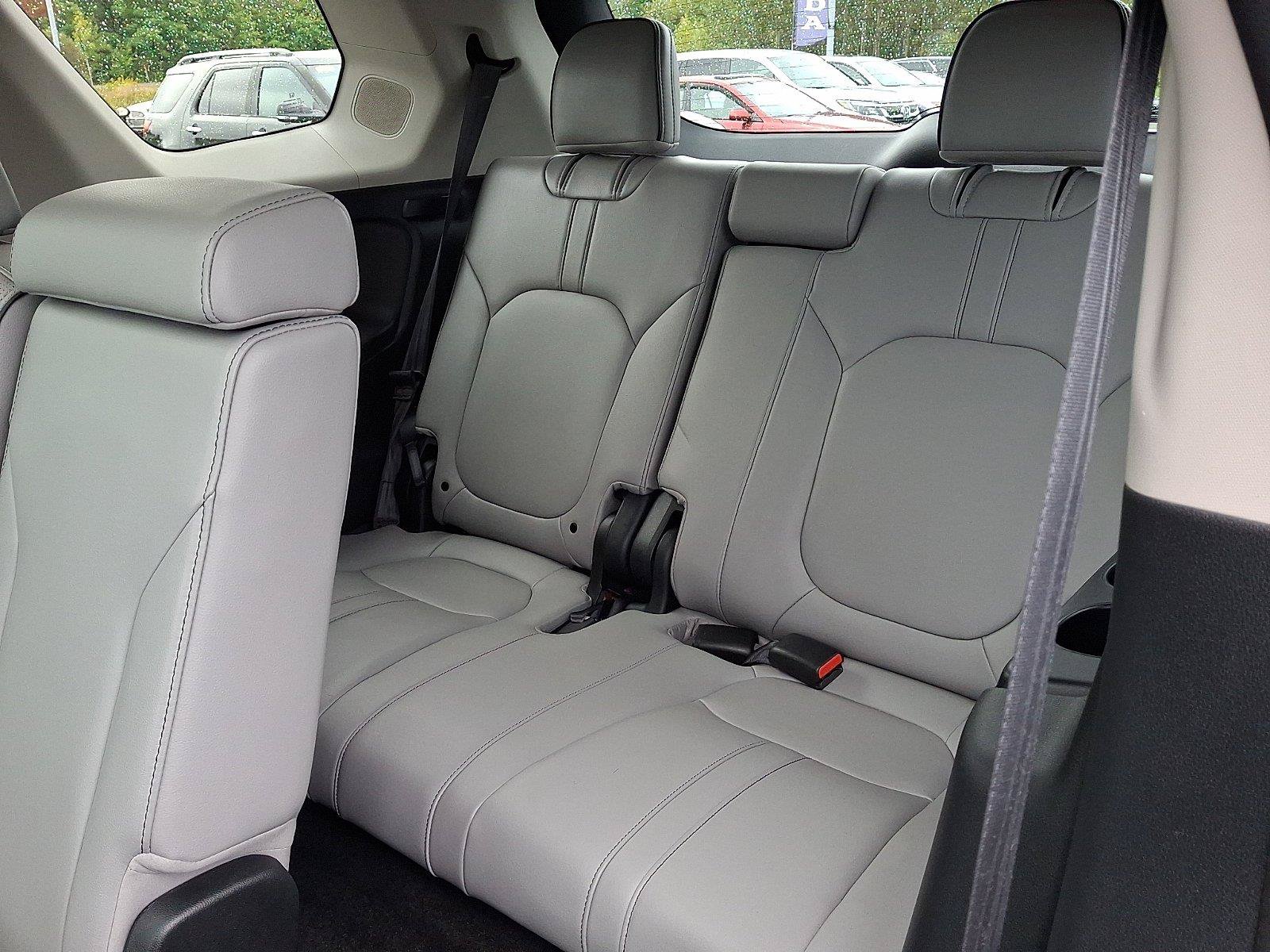 Used 2023 Honda Pilot Elite image 11