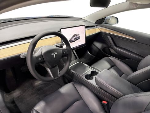 Certified 2023 Tesla Model 3 Standard Range RWD image 9