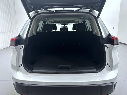 New 2026 Nissan Rogue Dark Armor image 9